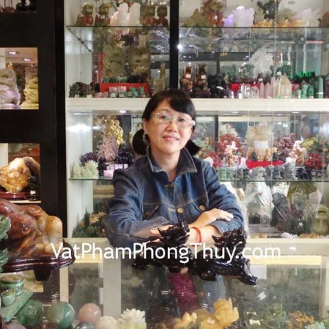 Chị Loan - khách hàng mua Cặp tỳ hưu thạch anh đen HM010