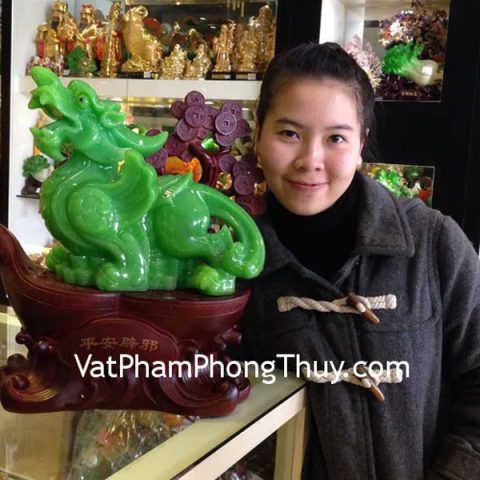 Chị Châu - khách hàng mua tỳ hưu xanh H133G