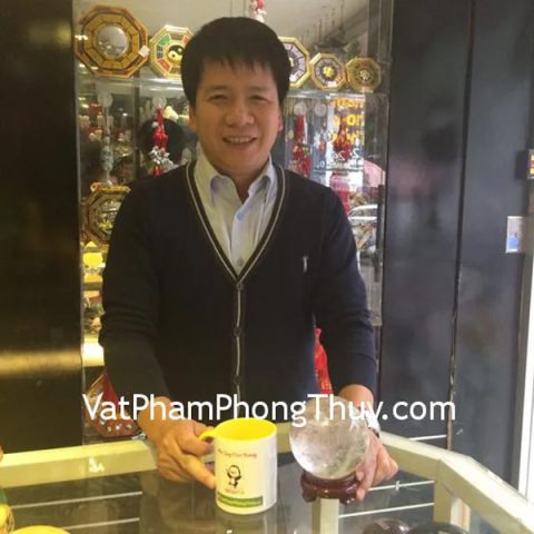 Anh Nam- khách hàng mua quả cầu thạch anh trắng GM148-S2-9117