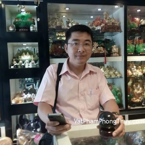 Anh Minh - khách hàng mua quả cầu đá Hắc Ngà M187-S5-2237