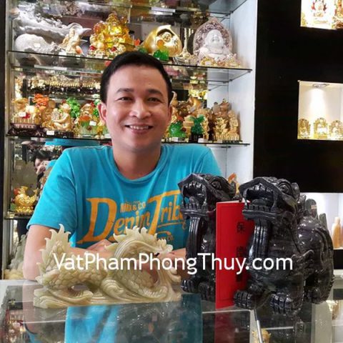 Anh Đạt - khách hàng mua 1 cặp tỳ hưu bắc kinh đen khủng BKD-L và tượng rồng cẩm thạch nằm lớn N076