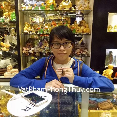 Chị Thảo - khách hàng mua mặt đeo Hồ ly đá mắt mèo S6347