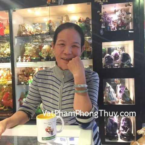 Cô Lệ - khách hàng mua vòng ngọc Myanmar S5160-S5-8760