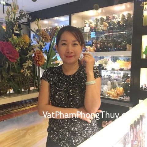 Chị Dung - khách hàng mua vòng ngọc phỉ thúy VM102-S5-11780