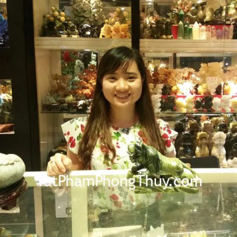 Chị Chiến - khách hàng mua Hổ đá Lam ngọc GM111