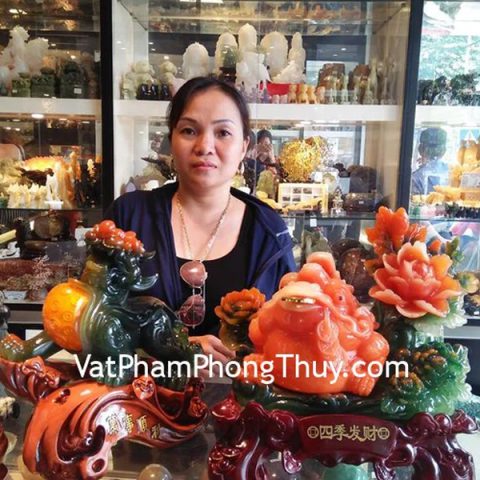 Chị Tú - Khách hàng mua tượng tỳ hưu C044A và thiềm thừ K131M