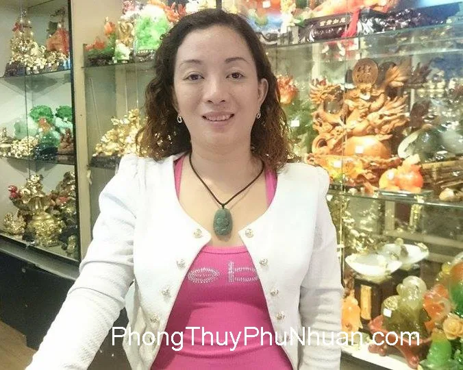 Chị Yến - Khách hàng mua Phật bản mệnh ngọc Đông linh S5068-8