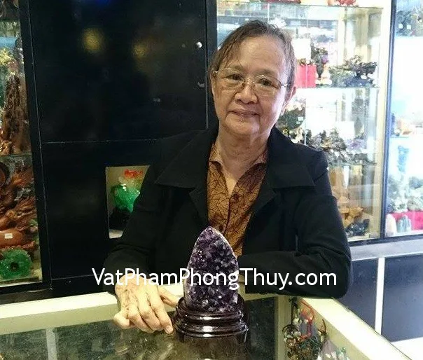 Cô Hoàng - Khách hàng mua Bông thạch anh tím H089-5526