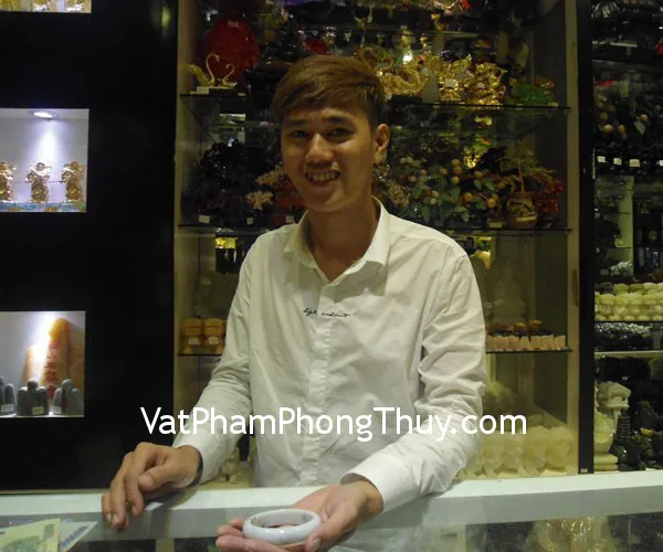 Anh Hưng - khách hàng mua vòng ngọc Myanmar VM106-9900