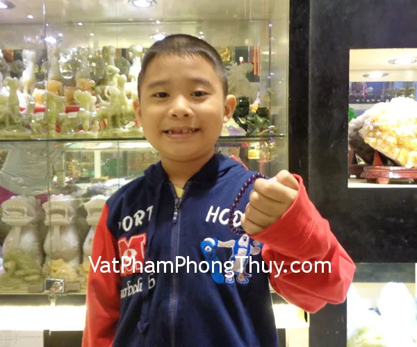 Mẹ con chị Trúc - khách hàng mua Chuỗi thạch anh tím S5157-S4-1614