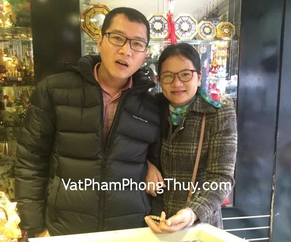 Chị Huyền- khách hàng mua chuỗi thạch anh tóc vàng A+ Uruguay S6226-S2-2205 và chuỗi thạch anh hồng A+ Madagascar S6218-s2-898
