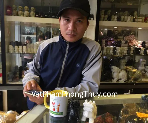 Anh Cường - khách hàng mua tỳ hưu Bắc Kinh đen chuẩn và tỳ hưu Bắc kinh trắng chuẩn