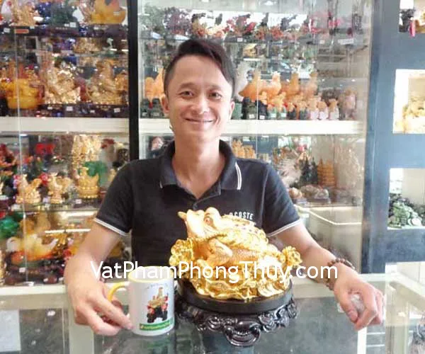 Anh Hải - khách hàng mua Thiềm thừ vàng kim quanh sen vàng đế xoay K138M