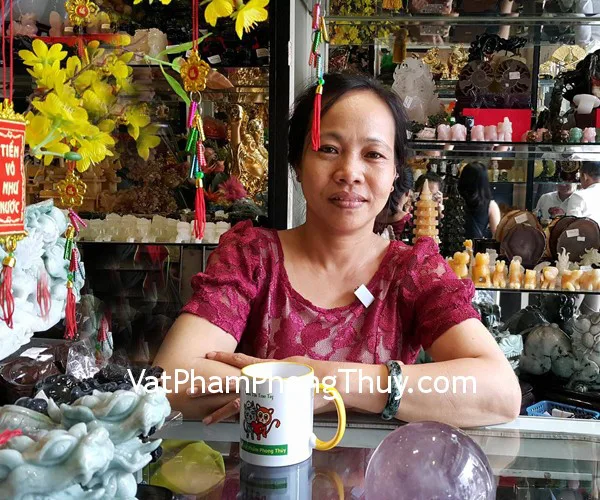 Cô Sang - khách hàng mua vòng ngọc phỉ thúy Myanmar S5141