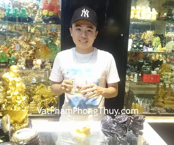 Anh Nam - Khách hàng mua Tỳ hưu bắc kinh đen trung BKD-M và thiềm thừ hoàng long nhỏ Gm022