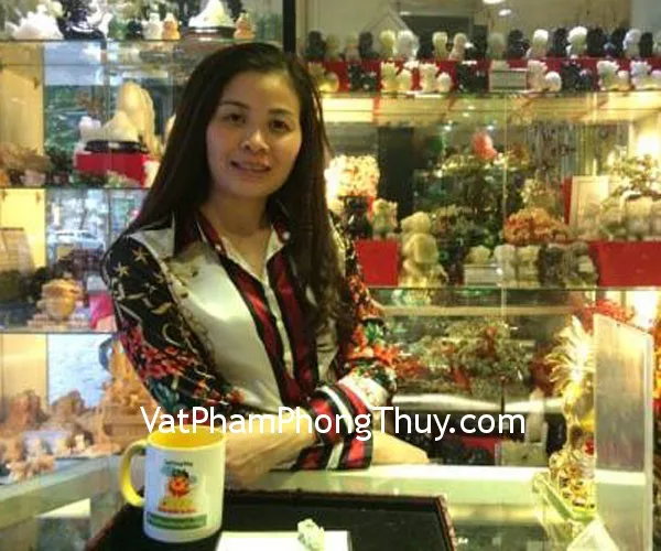 Chị Hồng- khách hàng mua tỳ hưu ngọc Phỉ Thúy Myanma S2003-S2-8673