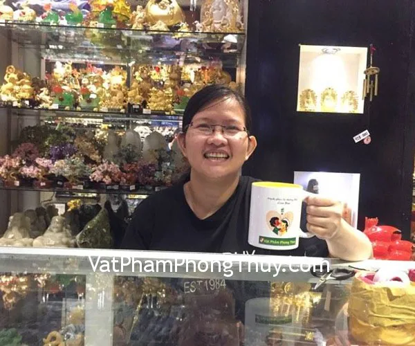 Chị Vương- khách hàng mua mặt tỳ hưu ruby GCN 51084026225 S6287-417
