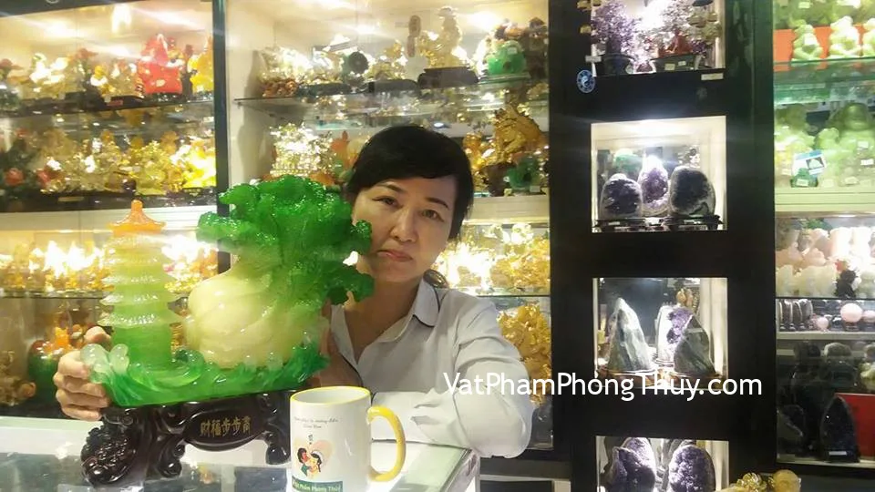 Cô Ngân - khách hàng mua bắp cải có tháp văn xương H186G