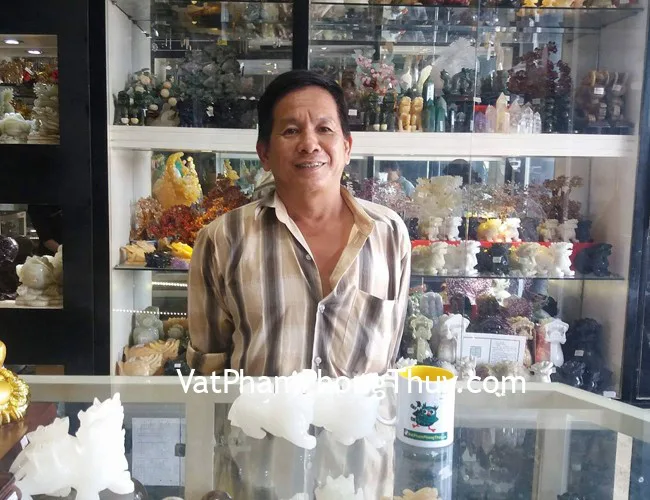 Chú Châu - khách hàng mua Tỳ hưu Bạch ngọc nguyên bảo nhỏ GM004