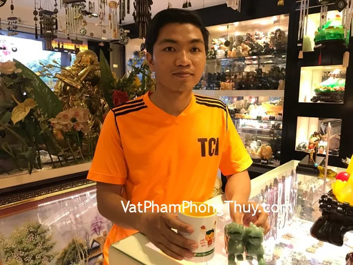 Anh Phú - khách hàng mua Tỳ hưu ngọc đông linh M130, và mai hoa 5 cánh liền CC1139