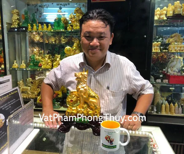 Anh Thái - Khách hàng mua Chó săn vàng trên gậy như ý C021A