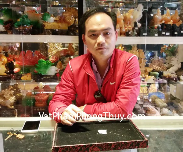Anh Thuyền - khách hàng mua Tỳ hưu Phỉ thúy S5151-2100