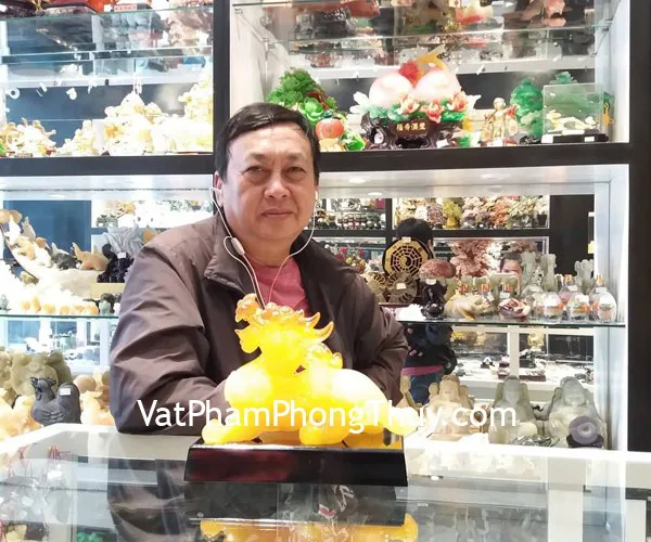Chú Quang - khách hàng mua tỳ hưu lưu ly C047A