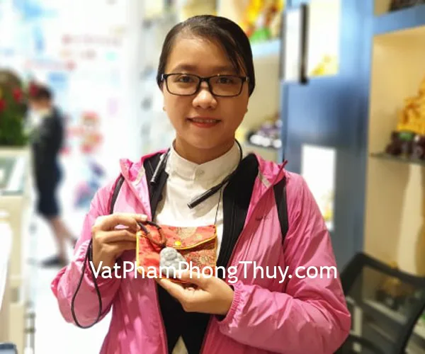Chị Ngọc Anh - khách hàng mua mặt phật ngọc phỉ thúy xanh tía S863