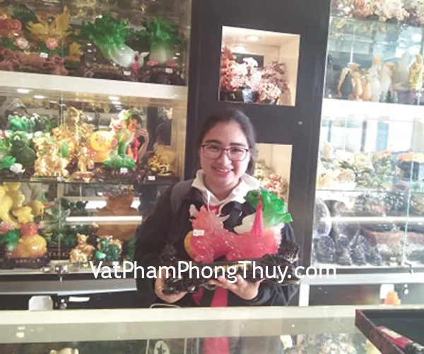 Chị Linh - khách hàng mua tượng tỳ hưu kéo cải LN046