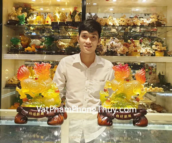 Anh Trưởng - khách hàng mua Cặp Kỳ Lân lưu ly C081A