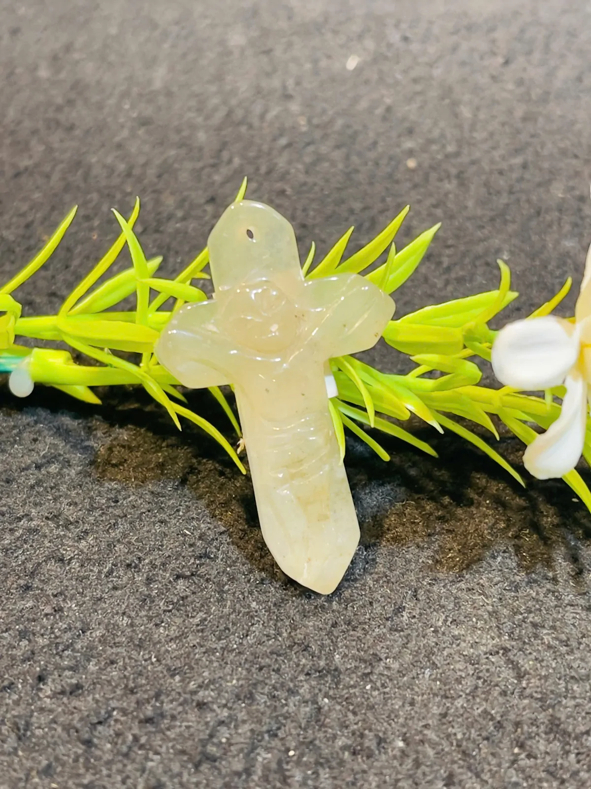 Thánh giá chúa cứu thế Phỉ Thúy S6317