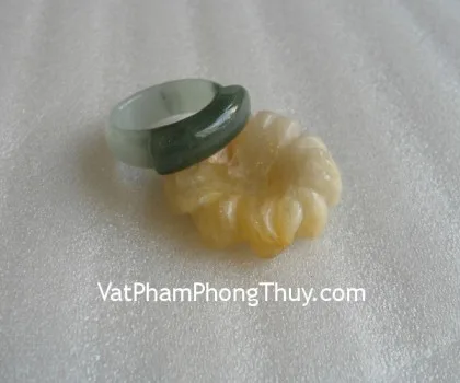 Nhẫn trơn ngọc Phỉ Thúy bản nhỏ S962