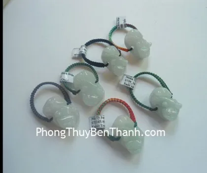 Nhẫn Tỳ hưu đá ngọc Miến Điện 10.5 S739