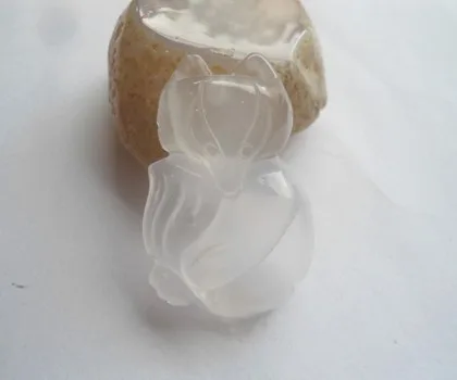 Hồ ly thạch anh trắng S6059