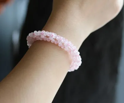 Chuỗi thạch anh hồng nhiều hạt S6307