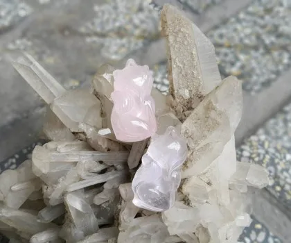 Hồ ly thạch anh hồng dáng đẹp S6341
