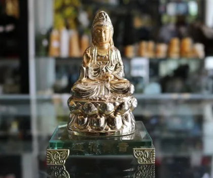 Phật Quan âm hắc ngà lớn S6859