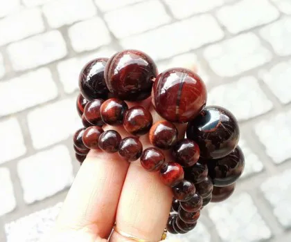 Chuỗi mắt mèo đỏ 8 li S6443
