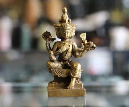 Phật tứ phương(4 đầu 8 tay) FD264